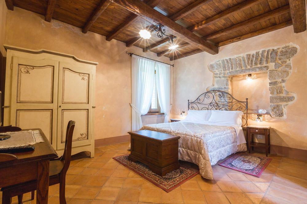 La Locanda Del Ruspante Castro dei Volsci Buitenkant foto